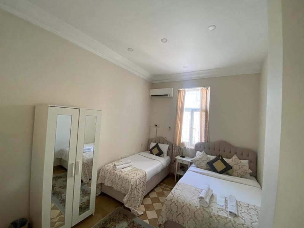 Lord'S Residence Boutique Hotel Kerýnia Eksteriør bilde