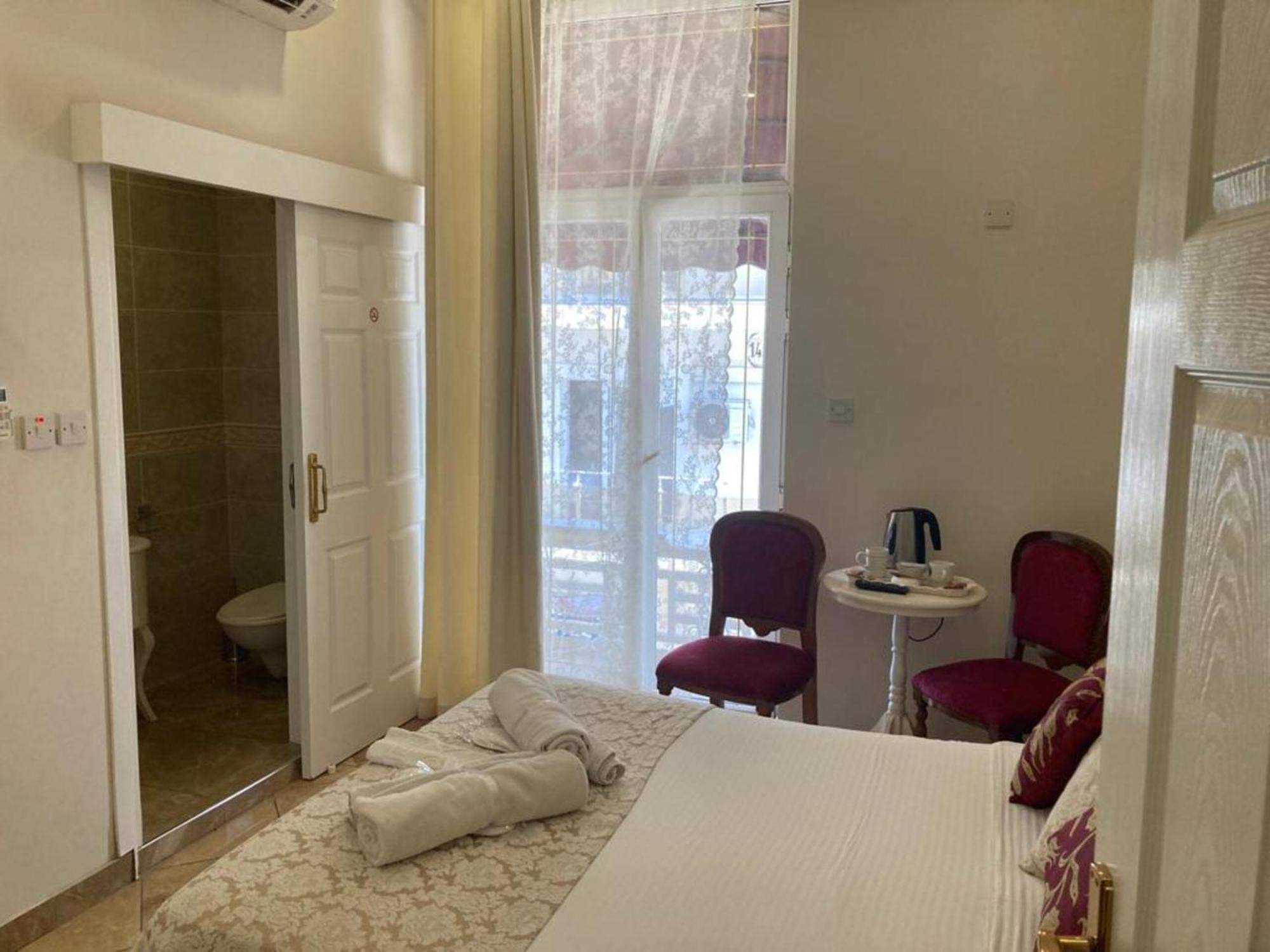 Lord'S Residence Boutique Hotel Kerýnia Eksteriør bilde